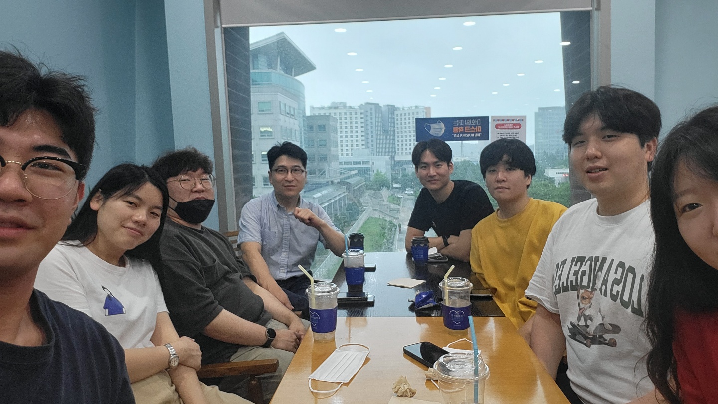 2022.06.23 Visiting of Alumni 첨부 이미지